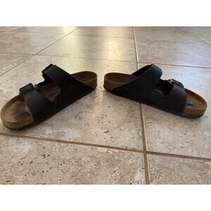 Birkenstock sandals, size 43 (men’s US 10–10.5)